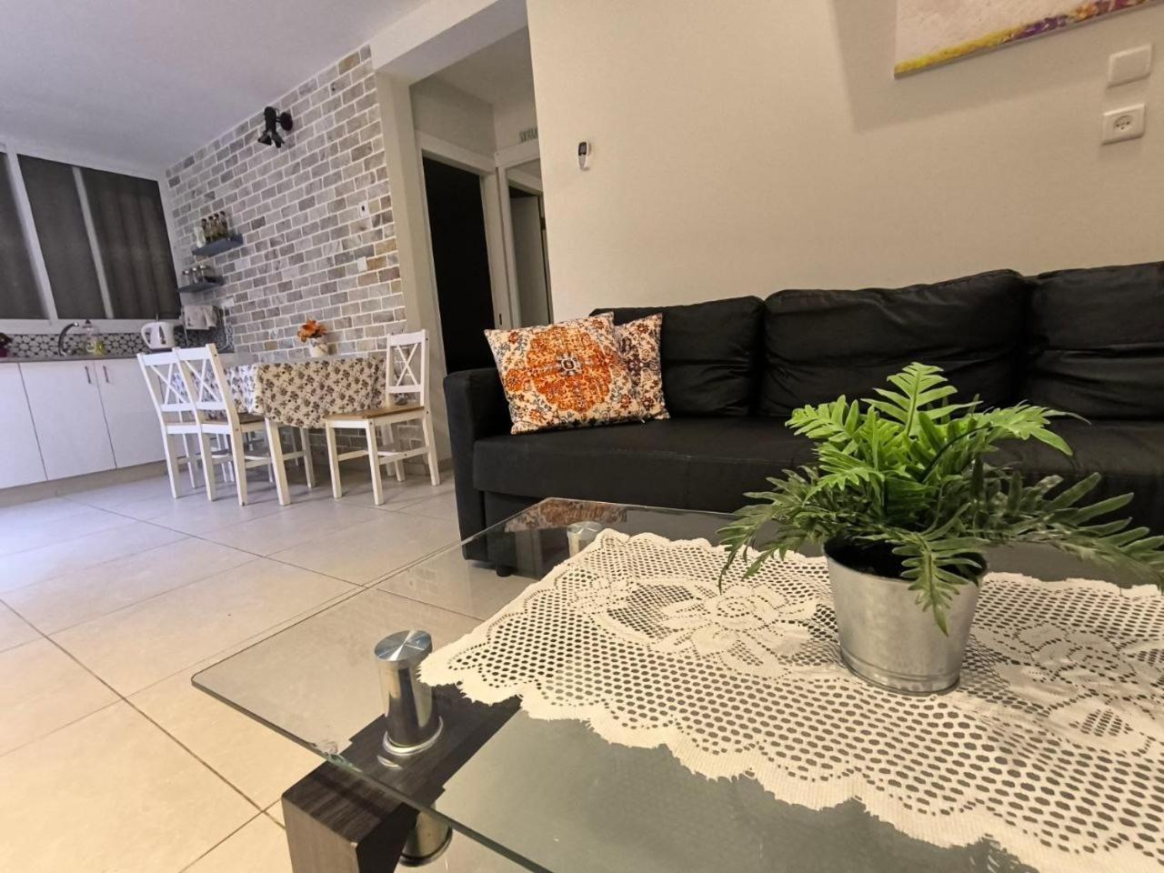 The-Home-Away-From-Home Eilat Bagian luar foto